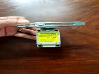 công tắc hành trình AZ-5108 AP